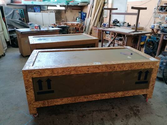 CRATE 01
CRATE 01