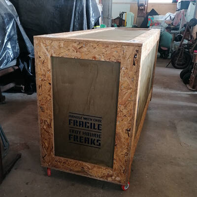 CRATE 01
